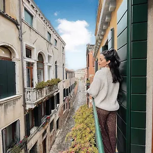 Hinc Domus - Historical Center , Venedig Italien