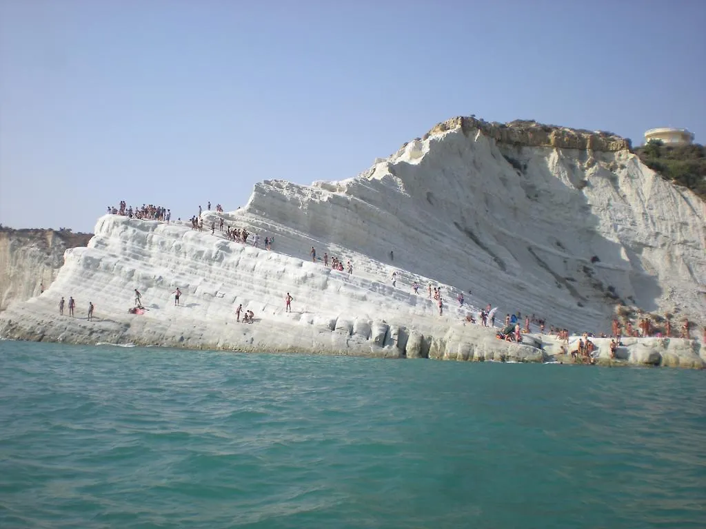 Un Tuffo Alla Scala Dei Turchi Bed & Breakfast Realmonte 0*,  Italy