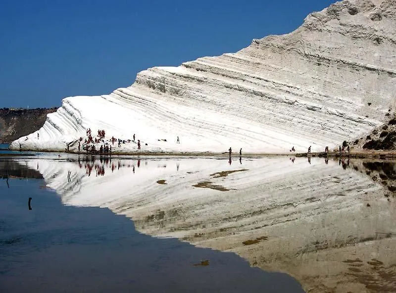 Un Tuffo Alla Scala Dei Turchi Bed & Breakfast Realmonte